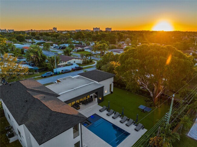 Building Photo - 1881 NE 196th Terrace