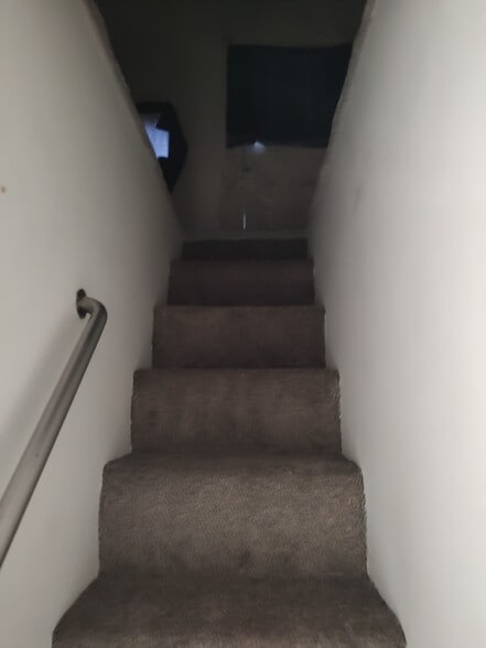 Building Photo - 7111 E 96th Ave