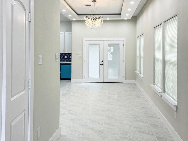 Building Photo - 4429 Sterling St