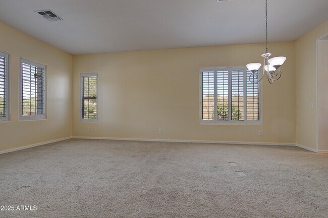 Building Photo - 2222 W Morse Ct