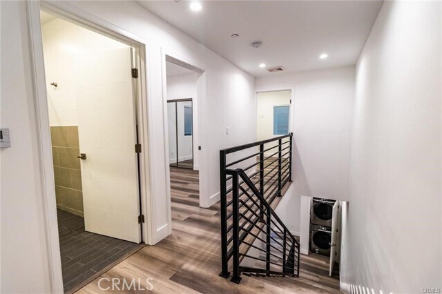 Building Photo - 2152 S West View St