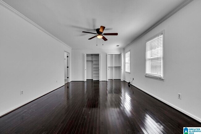 Building Photo - 25 The Falls Dr