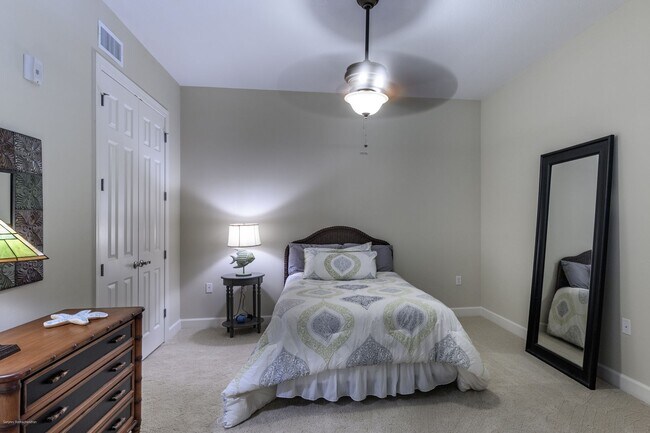 Building Photo - 8581 Amberjack Cir