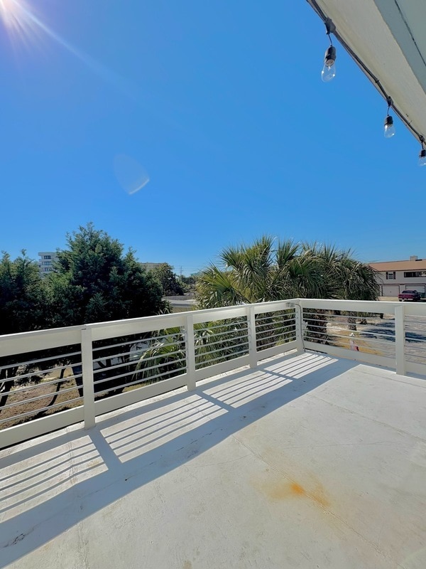 Building Photo - 603 Pelican Dr