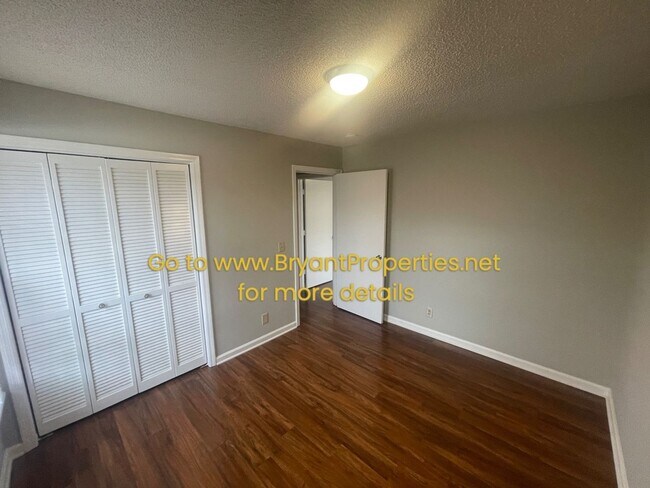 Building Photo - 317 Highland Heights Dr