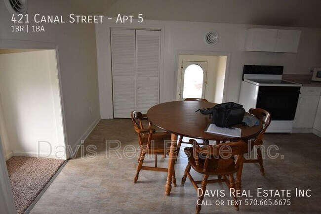 Building Photo - 421 Canal St