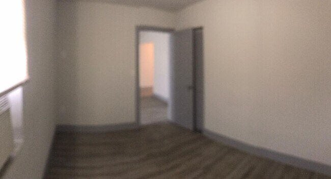 Building Photo - Ground Floor 2 Bedroom Just steps to Wynwood