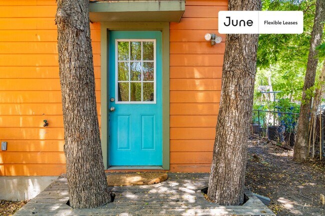 Building Photo - 1001 Gullett Street