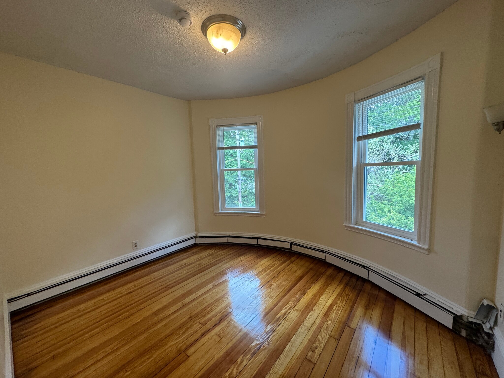 Building Photo - 64 Fisher Ave