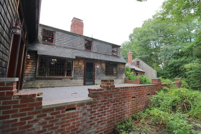 Building Photo - 3 Great Works Dr