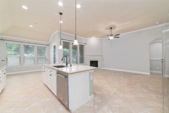 Building Photo - 5618 Little Creek Ct