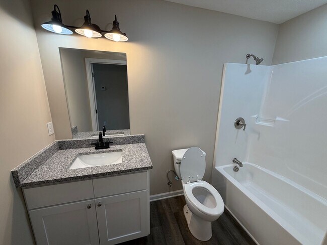 Building Photo - Nestled Tri-Plex in the Heart of Greenfield, TN