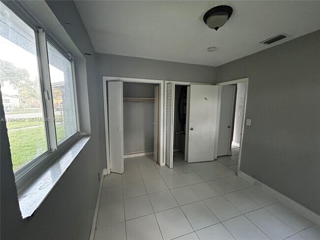 Building Photo - 3411 NW 1st St