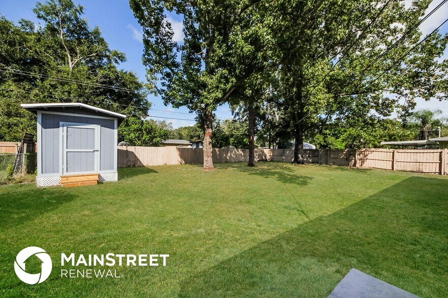 Building Photo - 1450 Terre Cia Ave