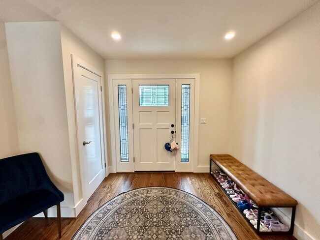 Building Photo - Lovely 3bd/2bth Home in The Sunset