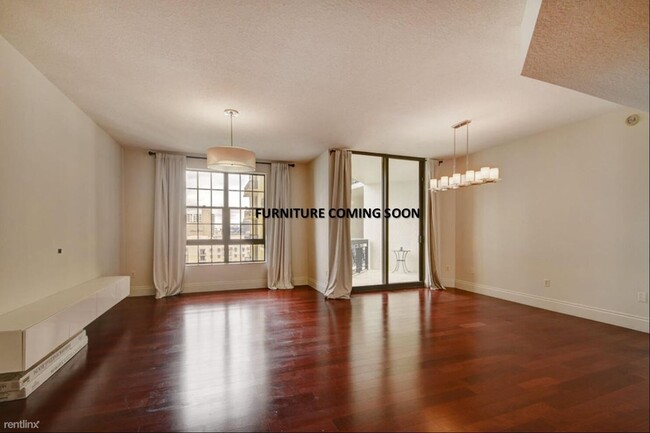 Building Photo - 2 br, 2 bath Condo - 701 S Olive Ave Apt 727