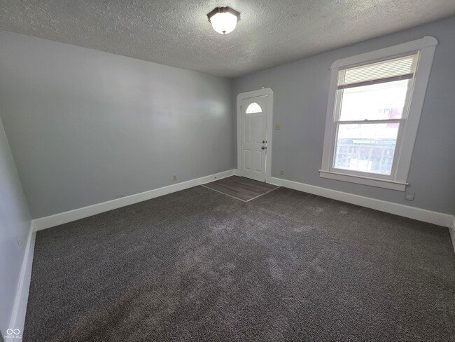 Building Photo - 1803 Westview Dr