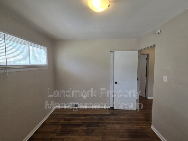 Building Photo - 19514 Woodbine St