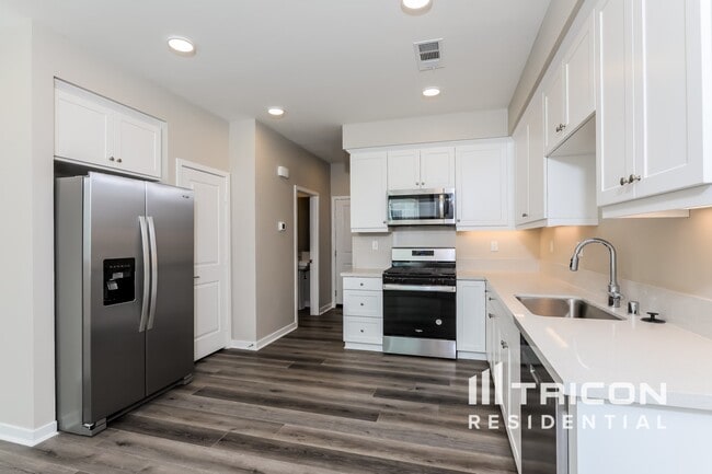 Building Photo - 24676 Tesoro Ct