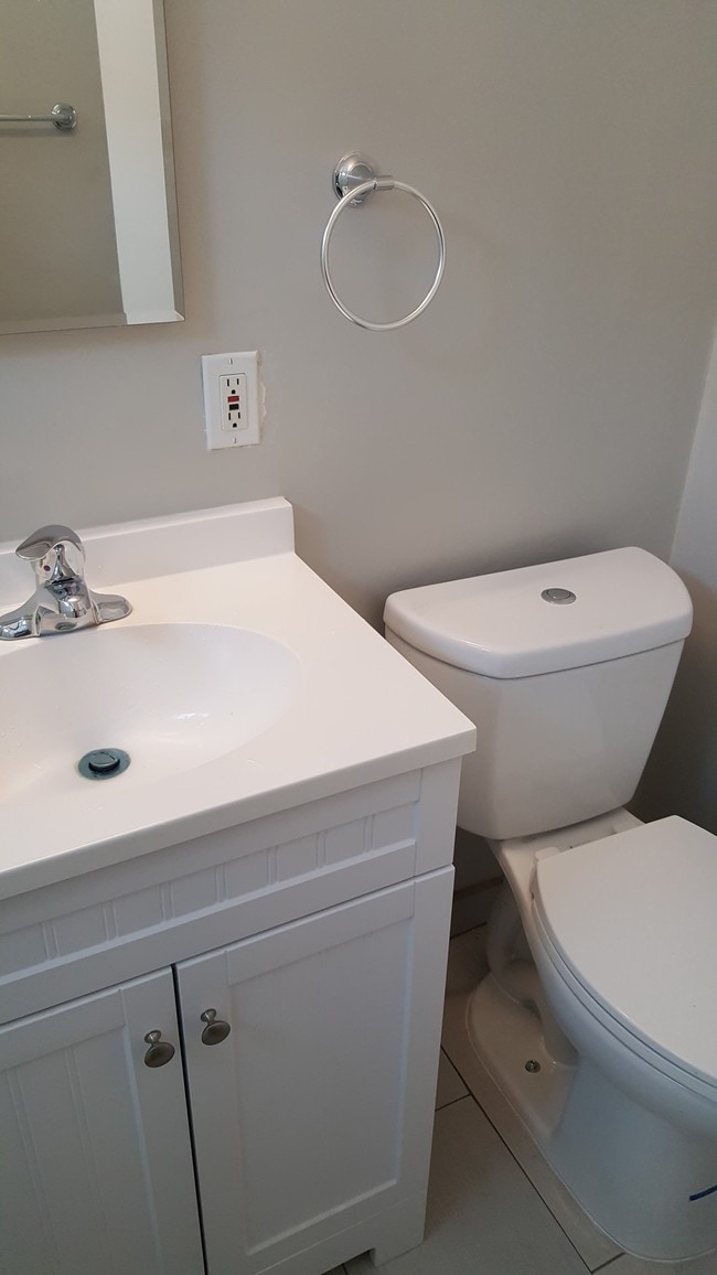 Brand New Toilet - 20021 Vanowen St