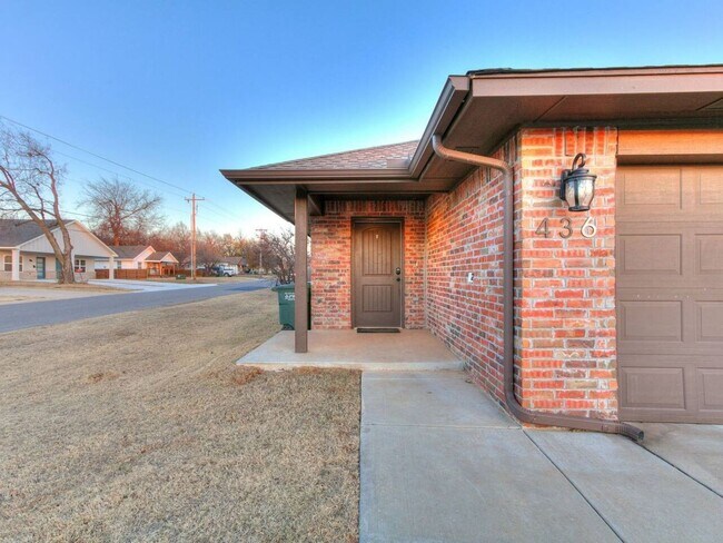 Building Photo - 436 Chalk Hill Ct