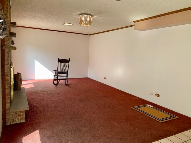 Building Photo - 9S174 Nantucket Dr