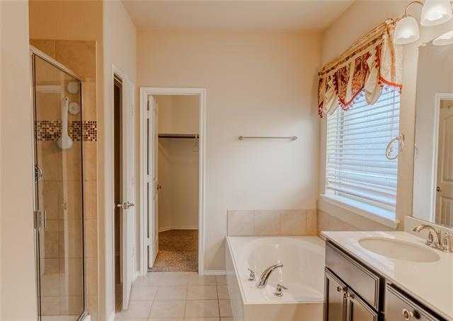Building Photo - 9809 Moccasin Creek Ln