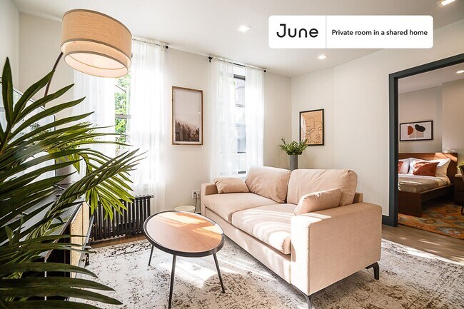 Building Photo - Room in Shared 3 bed/2 bath home in Upper West Side