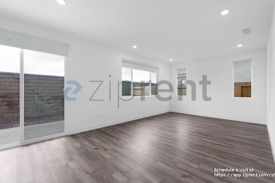 Building Photo - 4785 Happy Hallow Dr