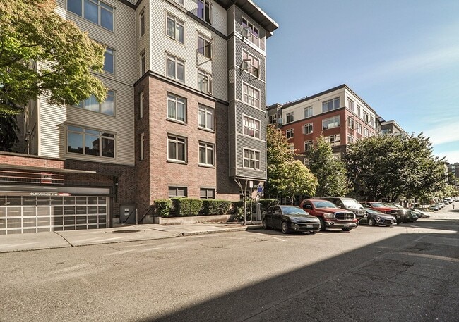 Building Photo - 1620 Belmont Ave