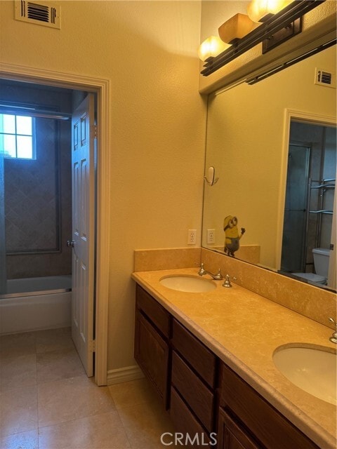 Building Photo - 12 Santa Eulalia