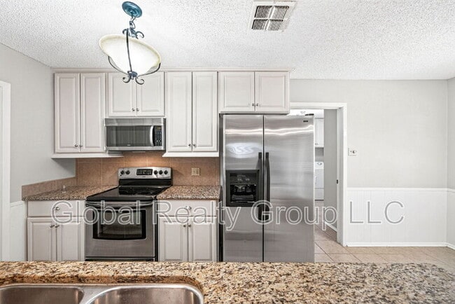 Building Photo - 412 Cordoba Dr