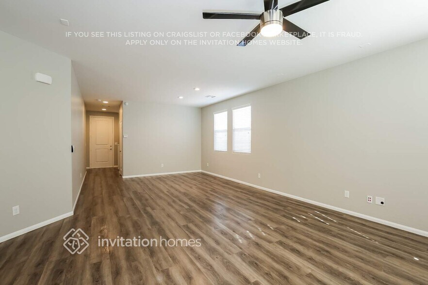 Building Photo - 2111 Saybrook Ave