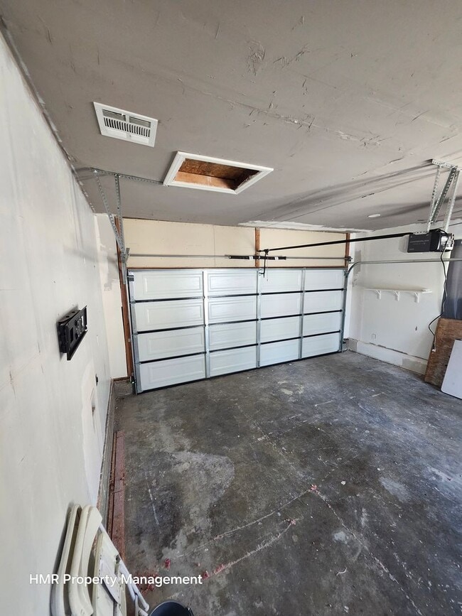 Building Photo - Newly Remodeled Home in Pomona