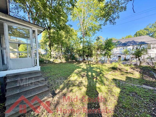 Building Photo - 666 Landis St