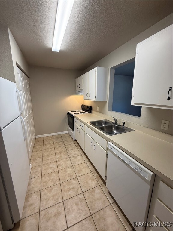 Building Photo - 1151 N Lion Cub Point