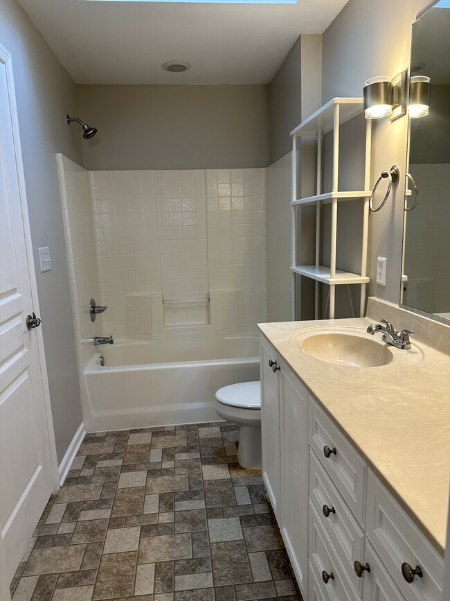 Upstairs Bathroom - 1237 Yarbrough Way