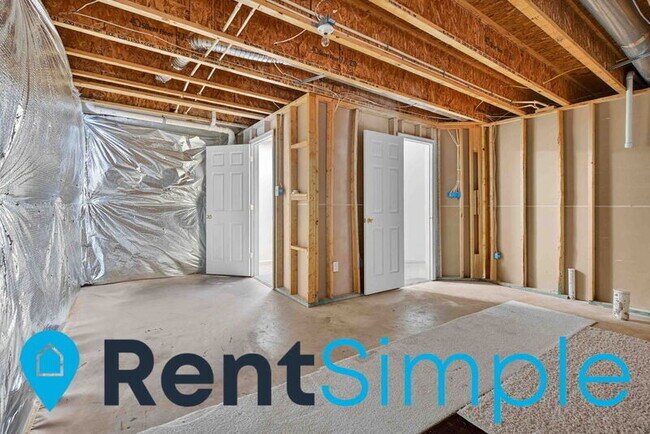 Building Photo - 983 Longview Ln