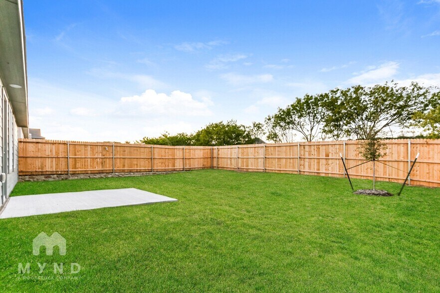 Building Photo - 10120 Dalgreen Cir