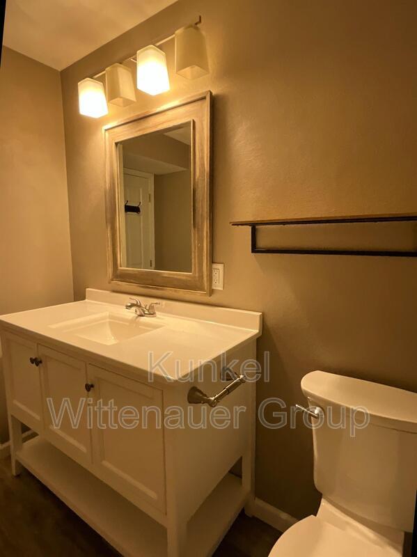 Building Photo - 2244 Haverford Dr