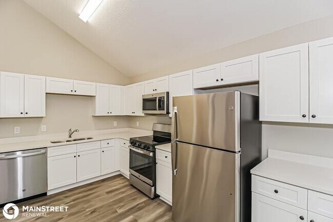 Building Photo - 97 Amberidge Dr NW