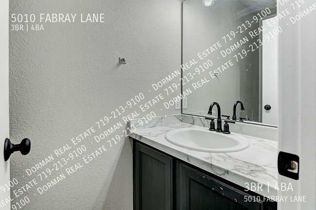 Building Photo - 5010 Fabray Ln
