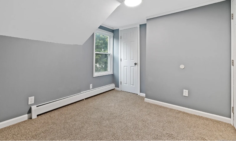 Building Photo - 32 Christine St