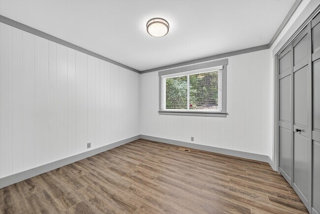 Building Photo - 3390 Tyree Springs Rd