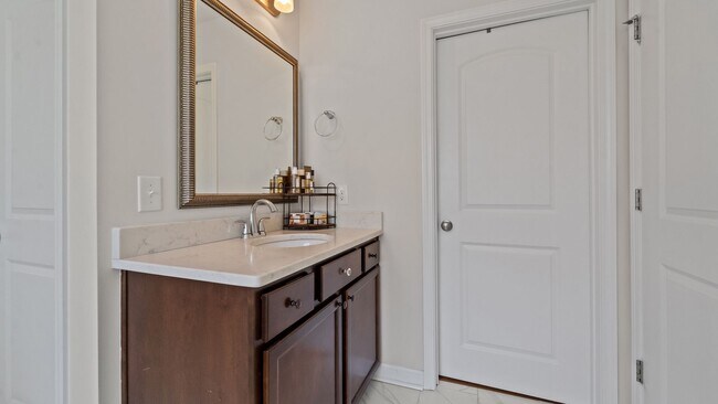 Building Photo - Beautifully Upgraded Home with Outdoor Fire Pit and Fenced Backyard in Buckhead East