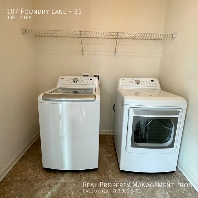 Building Photo - 107 Foundry Ln