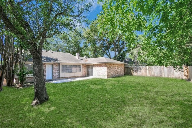Building Photo - 13734 Cologne Dr
