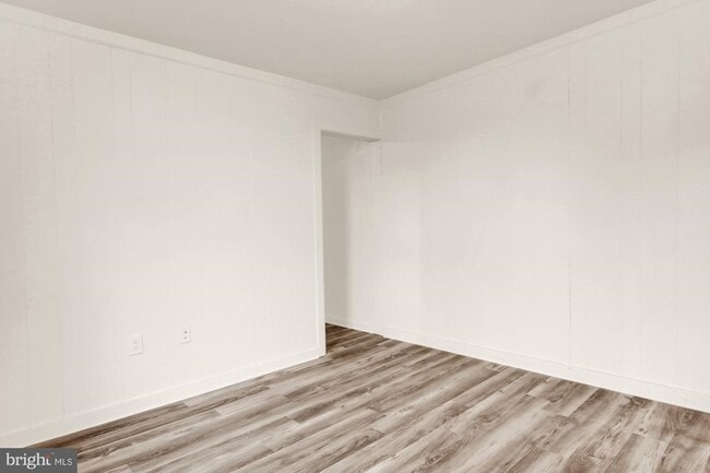 Building Photo - 3 bedroom in CD East Schools