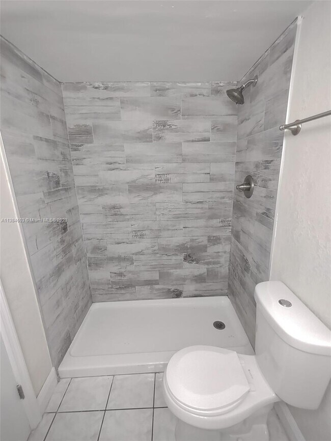 Building Photo - 17101 NW 57th Ave