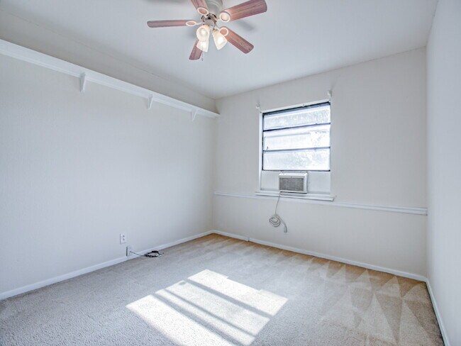 Building Photo - Beautifully Remodeled 2-Story Home with Primary Suite Downstairs – Move-In Ready!